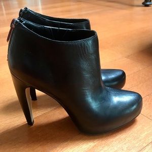 Sam Edelman black boots size 6M